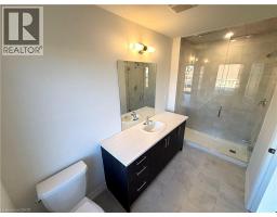 8 Elite Crescent, Caledonia, ON N3W0L1 Photo 15