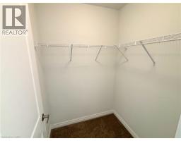 8 Elite Crescent, Caledonia, ON N3W0L1 Photo 17