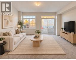 Living room - 8 Elite Crescent, Caledonia, ON N3W0L1 Photo 9
