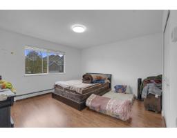 14812 87a Avenue, Surrey, BC V3S7R3 Photo 9
