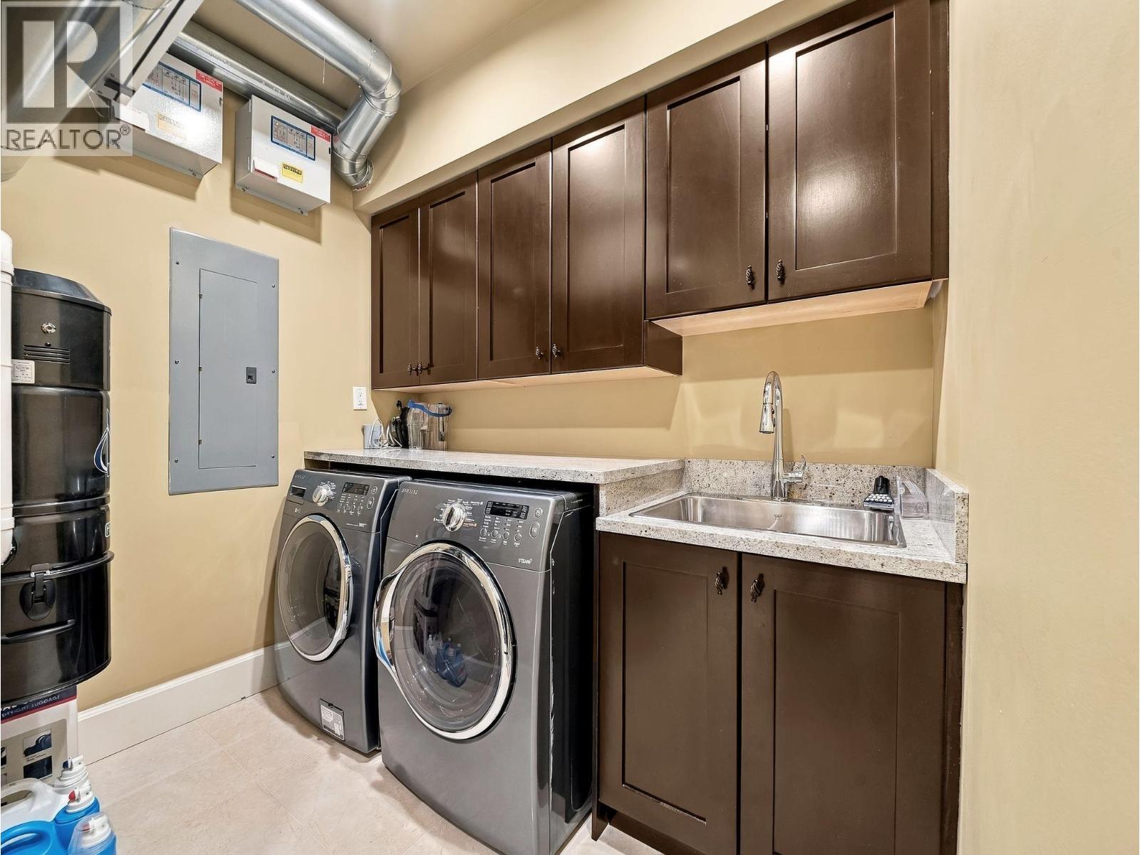 Photo of 2015 W 57TH AVENUE 30