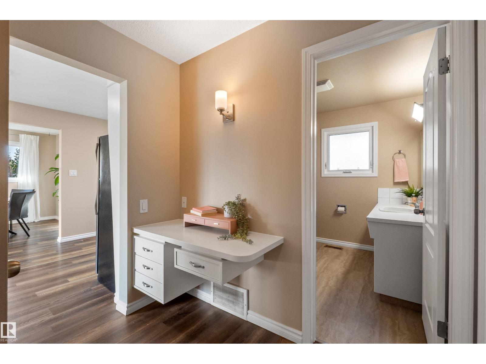 10420 36A AV NW, Edmonton — photo 21