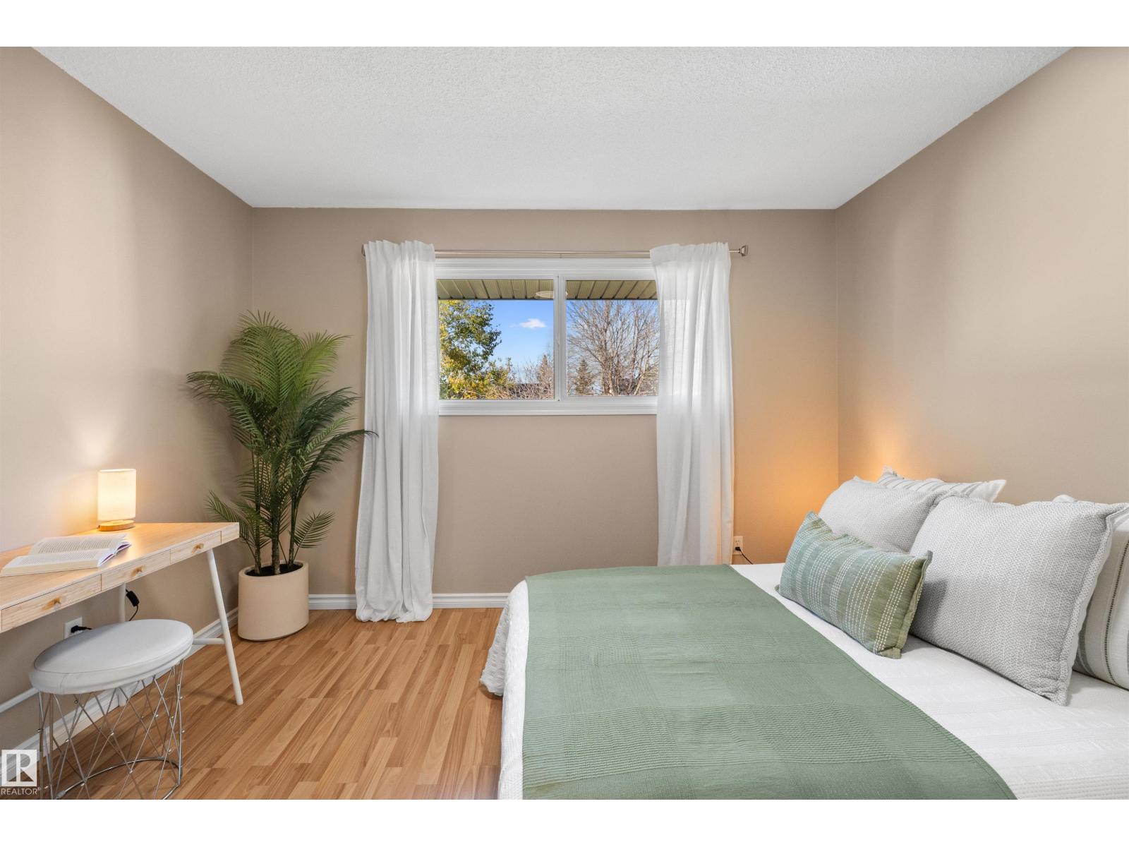 10420 36A AV NW, Edmonton — photo 25