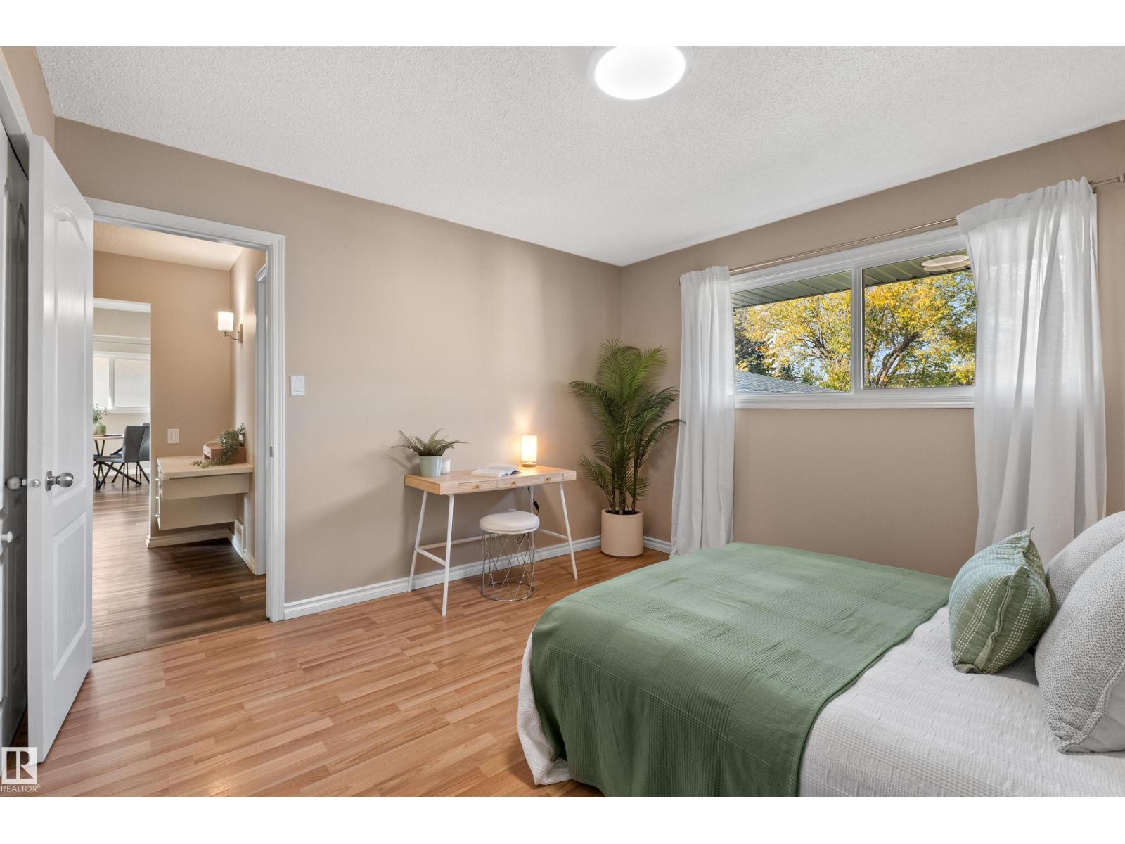 10420 36A AV NW, Edmonton — photo 27