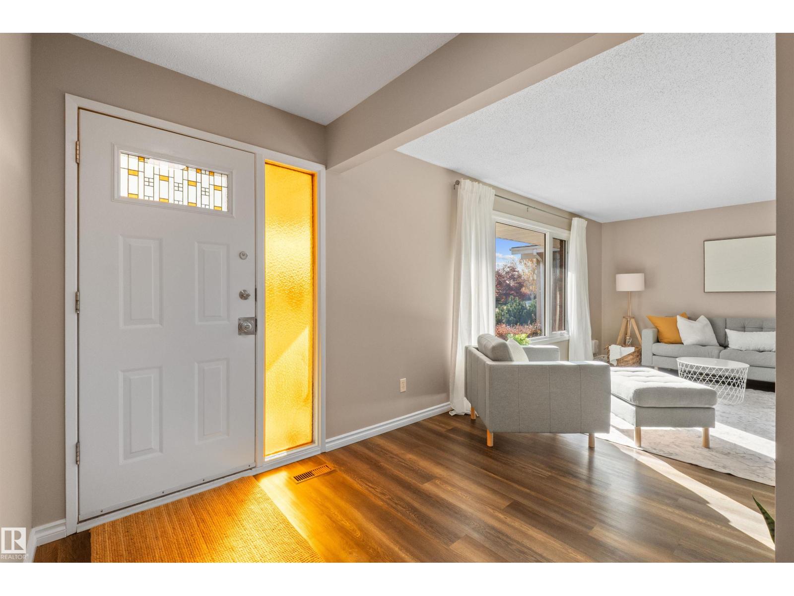 10420 36A AV NW, Edmonton — photo 3