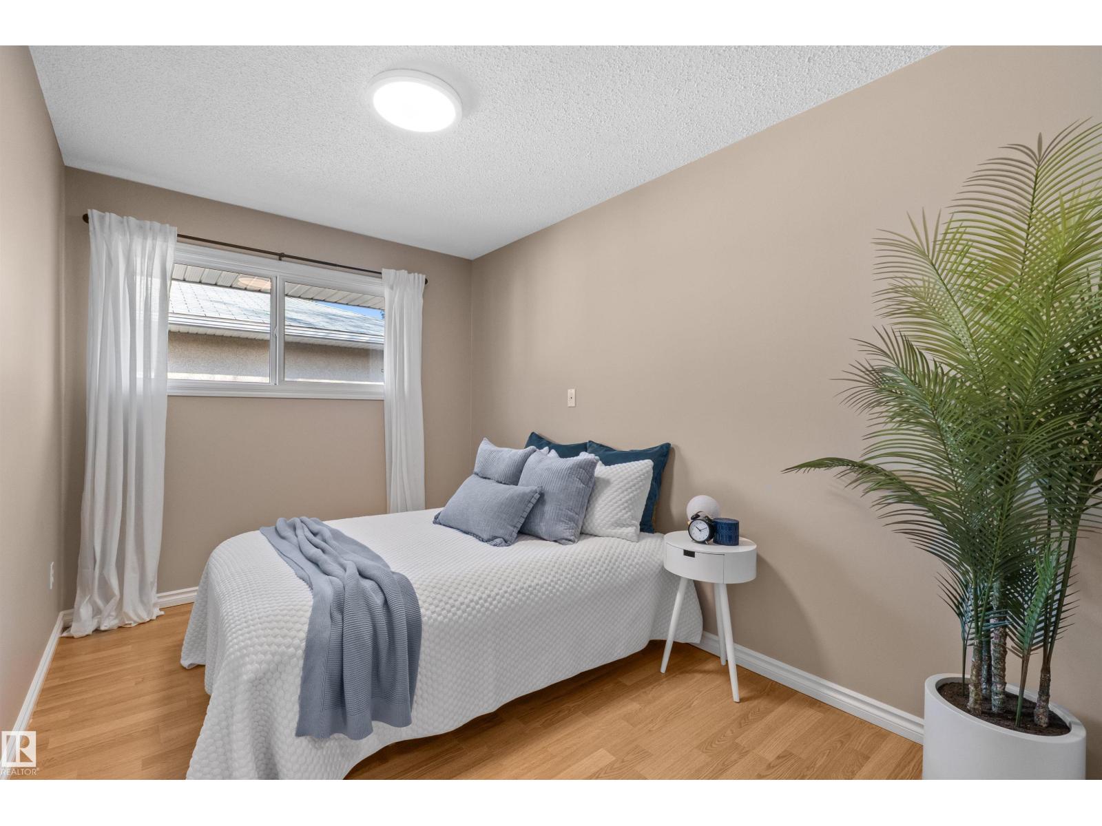 10420 36A AV NW, Edmonton — photo 30