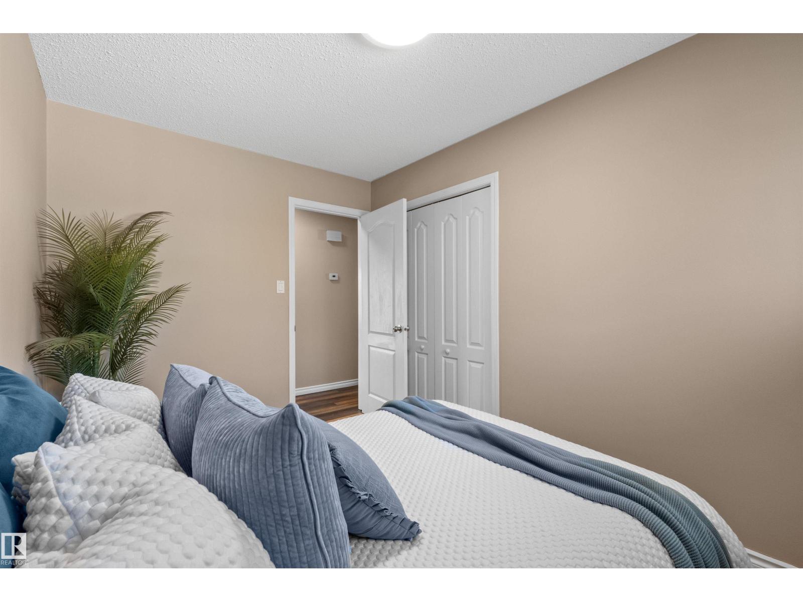10420 36A AV NW, Edmonton — photo 33