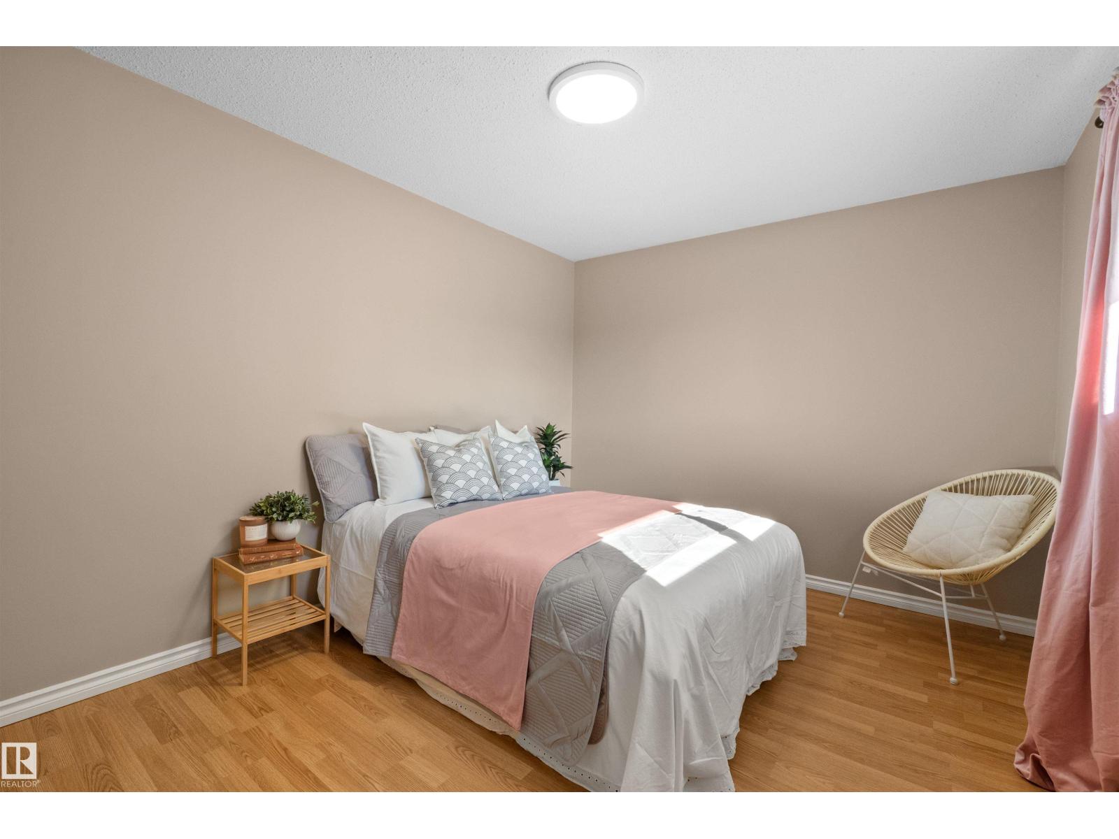 10420 36A AV NW, Edmonton — photo 36