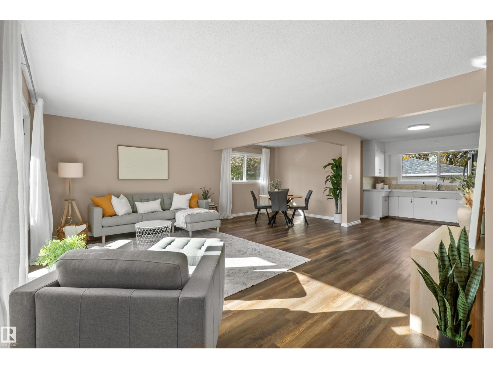 10420 36A AV NW, Edmonton — photo 4