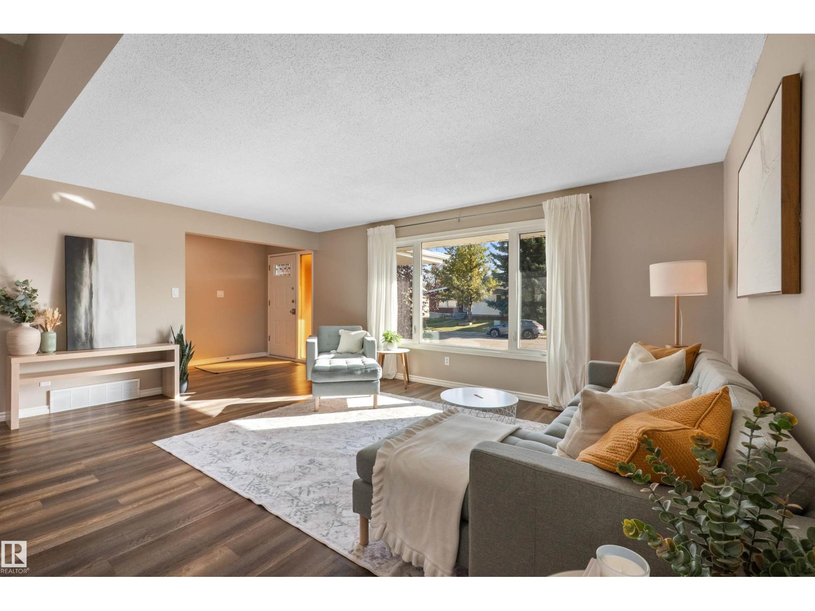 10420 36A AV NW, Edmonton — photo 6