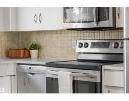 10420 36a Av Nw, Edmonton, AB T6J2H6 Photo 17