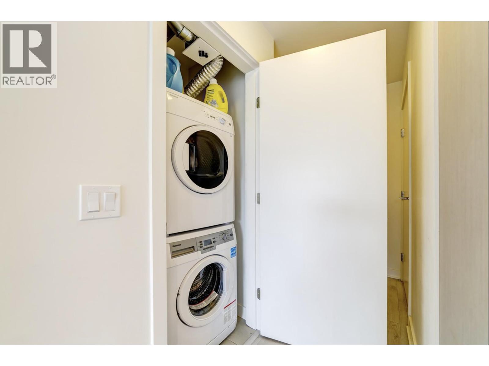 Photo of 513 8850 UNIVERSITY CRESCENT 6