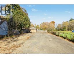 677 Union Street, photo 4