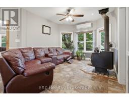 42123 Amberley Road, Morris Turnberry, ON N0G1G0 Photo 22