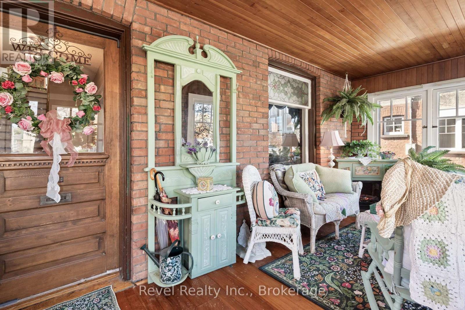 27 Francis Street, Kawartha Lakes, ON photo 6