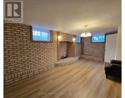 12a Mauro Court, Richmond Hill, ON L4B3J8 Photo 15