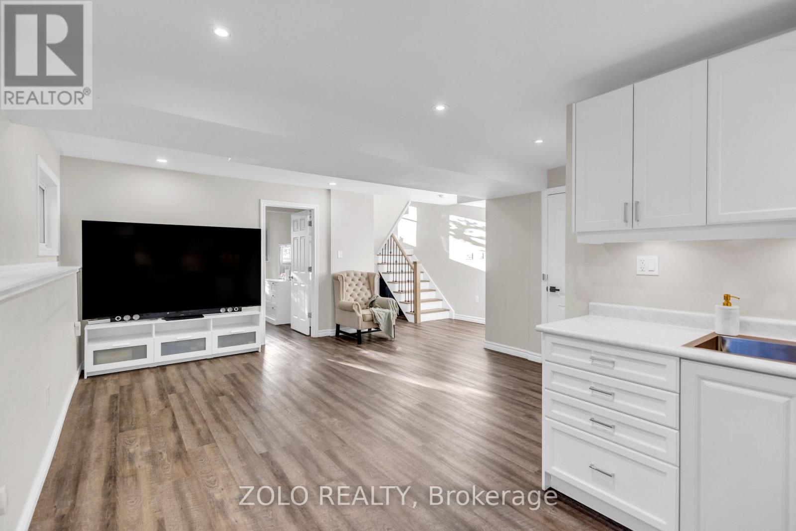 8785 8th Line, Essa, ON photo 38