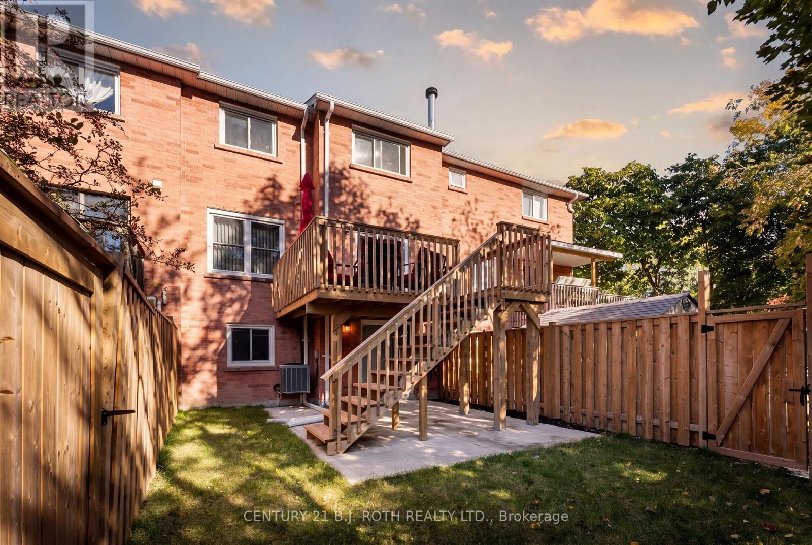 74 Ritva Court East, Richmond Hill, ON photo 28
