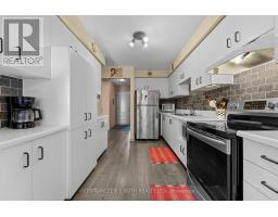 74 Ritva Court E, Richmond Hill, ON L4C9R4 Photo 9