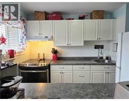 24 Suffolk Unit# 13, photo 5