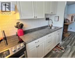 24 Suffolk Unit# 13, photo 9