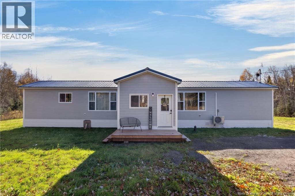 341 route 635, photo 1
