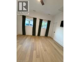 121 Paisley Boulevard E, Mississauga, ON L5A1P6 Photo 12