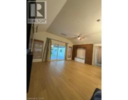 121 Paisley Boulevard E, Mississauga, ON L5A1P6 Photo 18