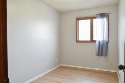 362 Egesz Street, Winnipeg, MB R2R2H1 Photo 11