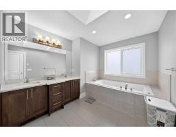 416 37 Avenue Nw, Calgary, AB T2K0C5 Photo 41