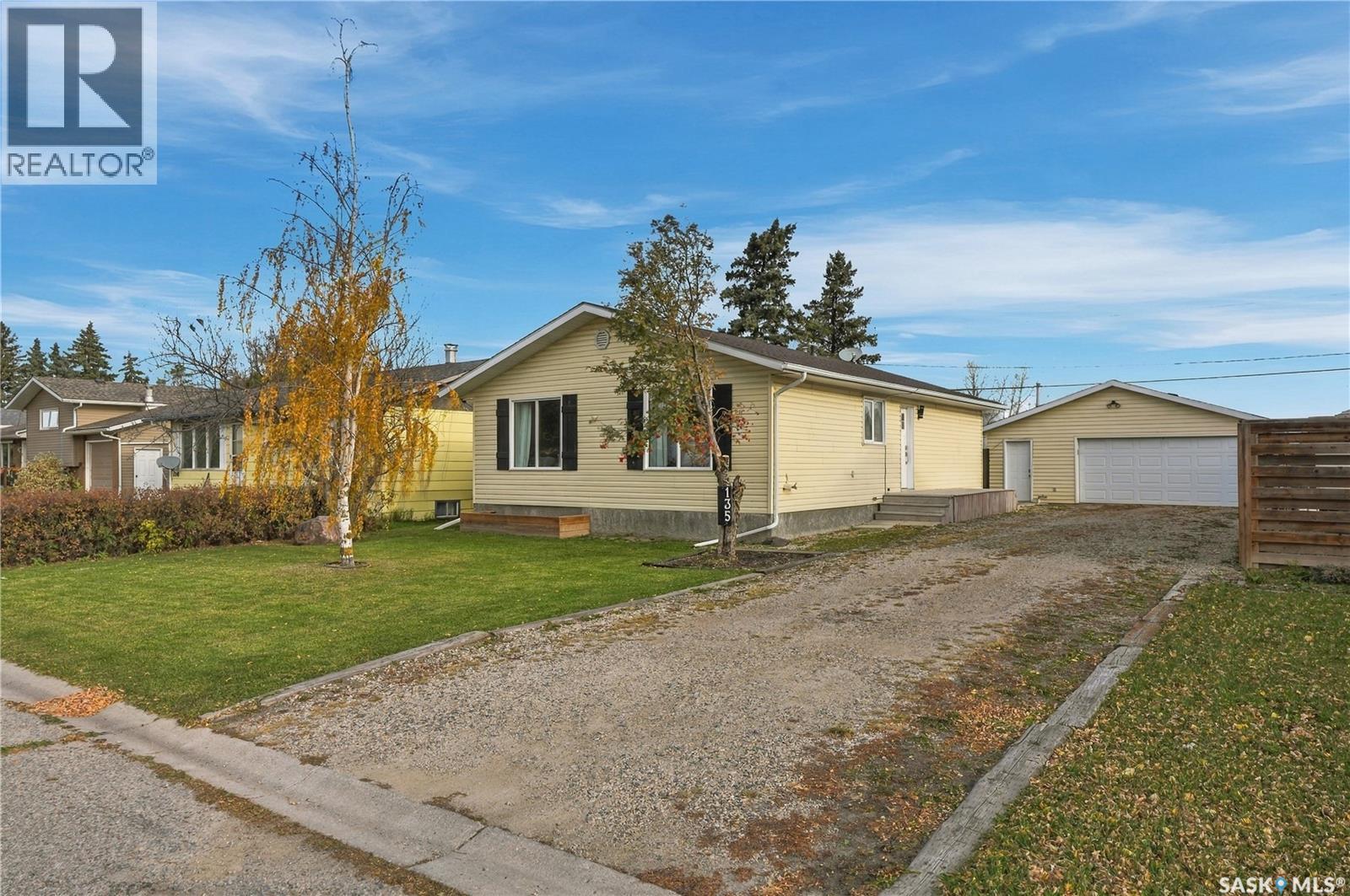 135 Skye DRIVE, Colonsay — photo 2