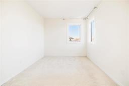 82 Turnstone Terrace, Winnipeg, MB R3Y1S3 Photo 25