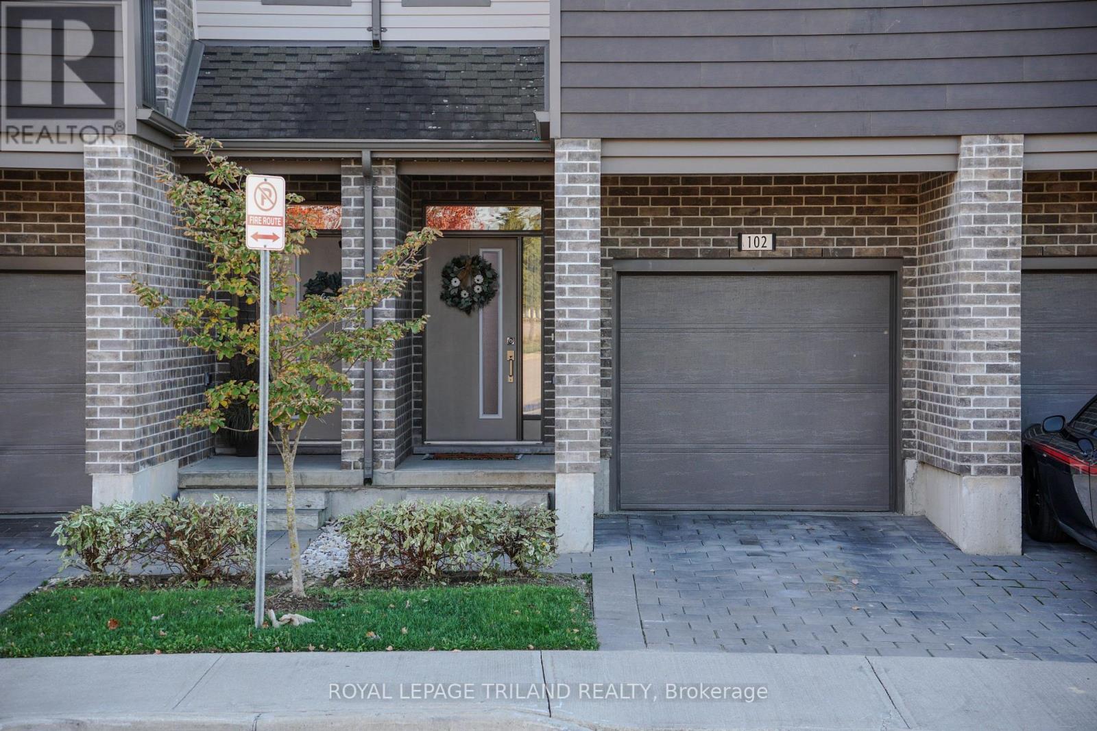 2070 Meadowgate Unit 102 photo 2