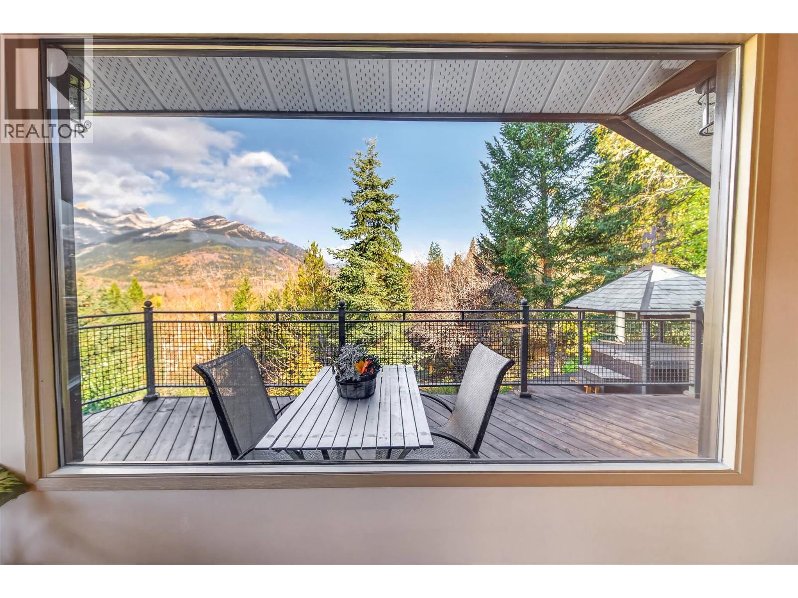 75 Ridgemont Drive, Fernie - Image 1