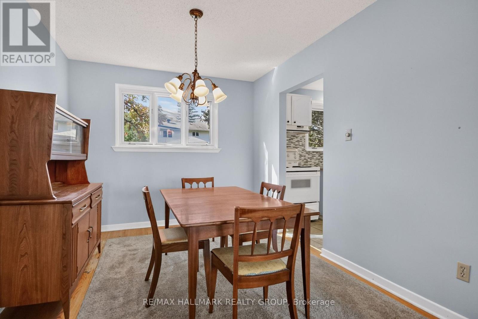 8 BURNVIEW CRESCENT - 9