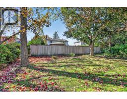 8 Burnview Crescent, Ottawa, ON K1B3J3 Photo 20