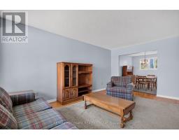 Bedroom - 8 Burnview Crescent, Ottawa, ON K1B3J3 Photo 7