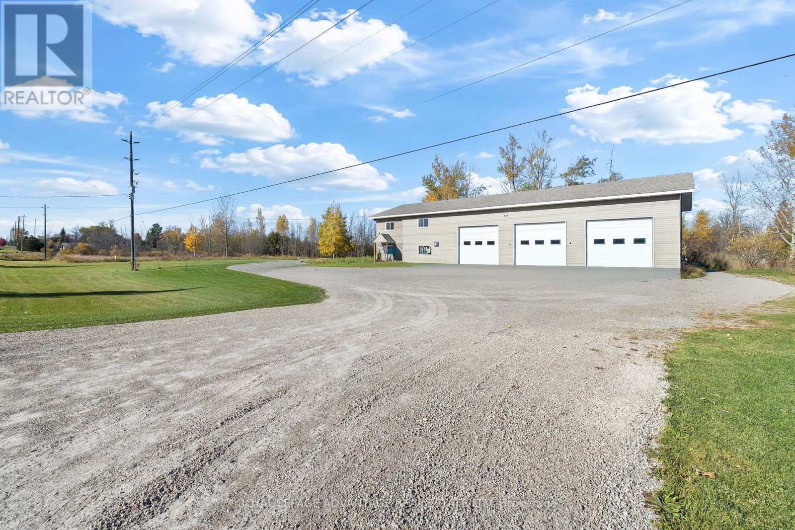 3678 Highway 43 W photo 4
