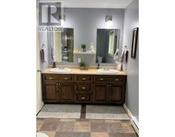 70 Harmsworth Drive thumbnail 22