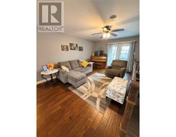 70 Harmsworth Drive thumbnail 6