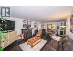 218 Colonial Heights, photo 5