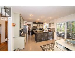 Kitchen - 218 Colonial Heights, Fredericton, NB E3B5M1 Photo 10