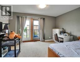 137 11 Avenue Nw, Calgary, AB T2M0B7 Photo 28