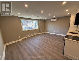 Coach House Apt - 247 Roxton Road, Oakville, ON M6G3R1 Photo 8