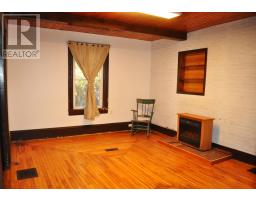 Bedroom - 54 Centre Street, Truro, NS B2N2K1 Photo 10