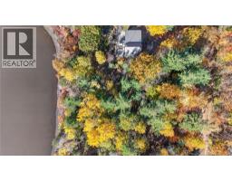 74 Barnes Point Road, photo 10