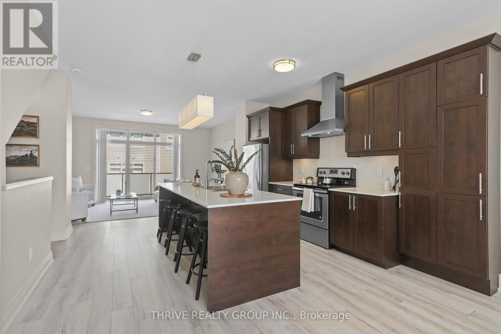 3025 Singleton Unit 76 photo 4