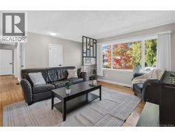 108 Cherry Avenue, photo 5