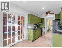 2949 Meadowbrook Lane, Windsor, ON N8T3C4 Photo 11