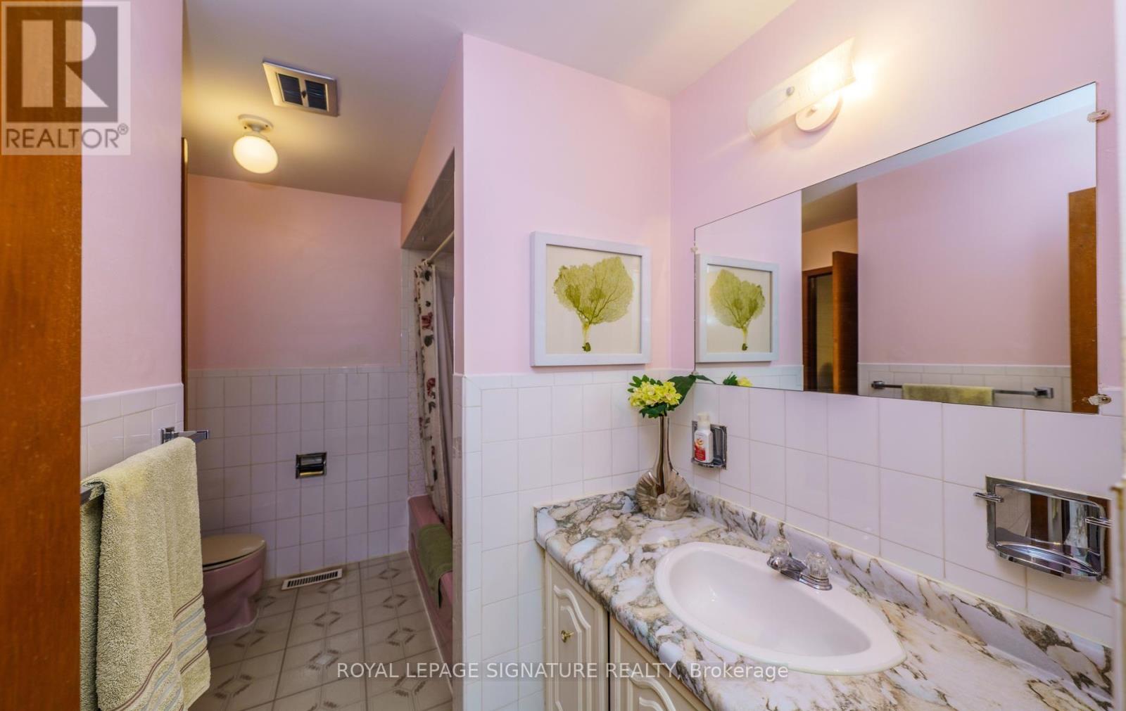 57 Darnborough Way, Toronto, ON photo 15